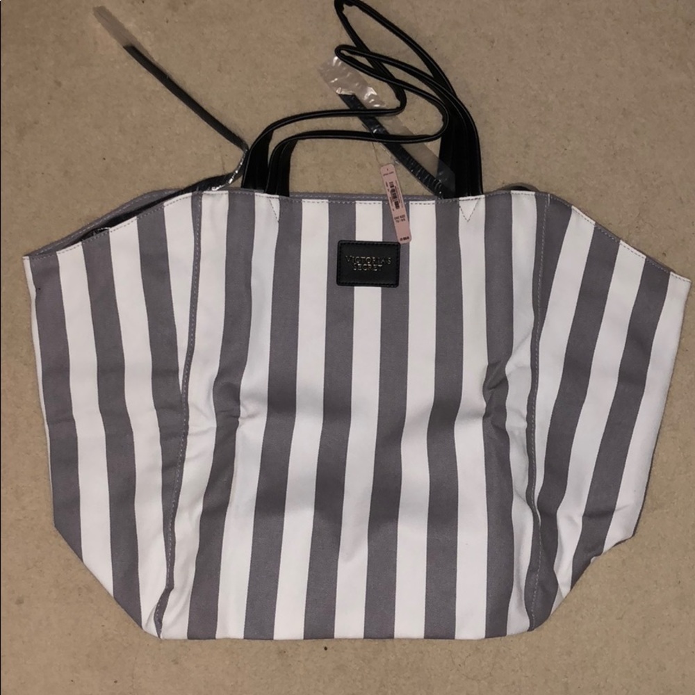 BNWT VS BAG